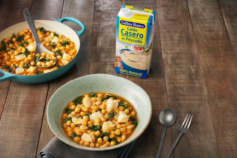 Potaje de garbanzos con bacalao